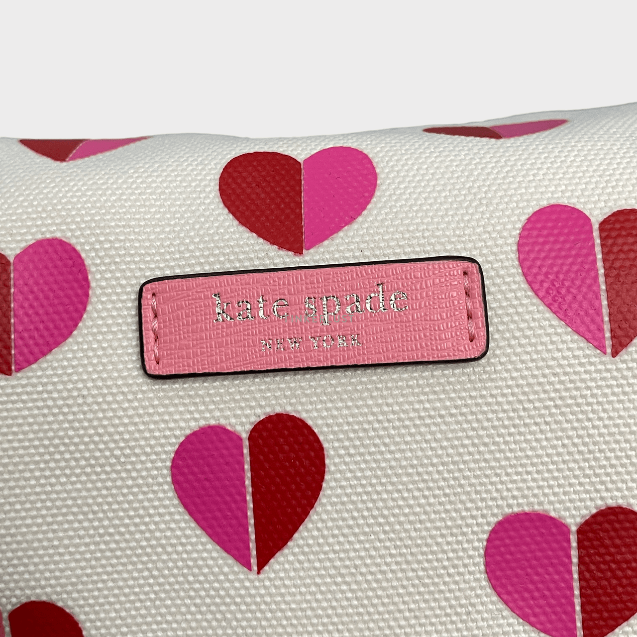 Kate Spade New York Heart Cream Cosmetic Case