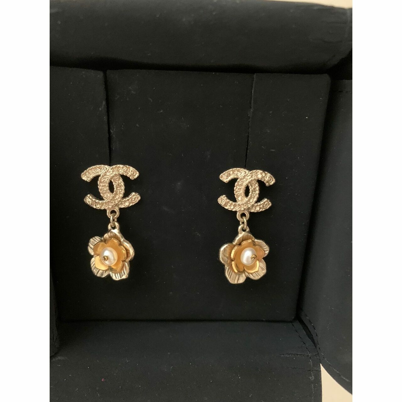 Chanel CC Flower Gold Earring Drop Jewellery