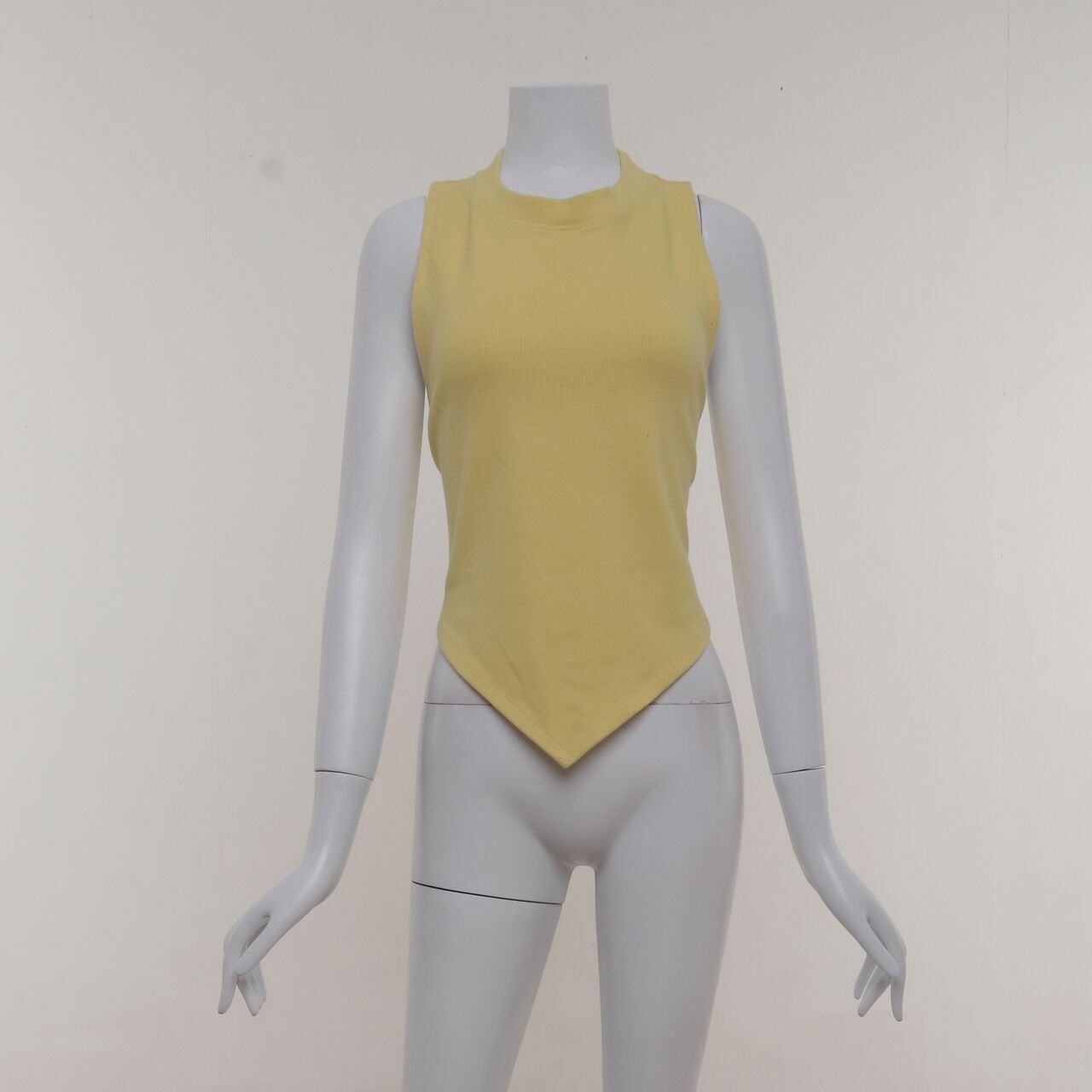 Private Collection Yellow Sleeveless