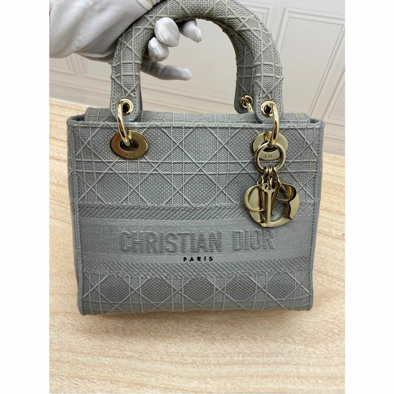 Christian Dior MEDIUM LADY D-LITE Gray Cannage Embroidery