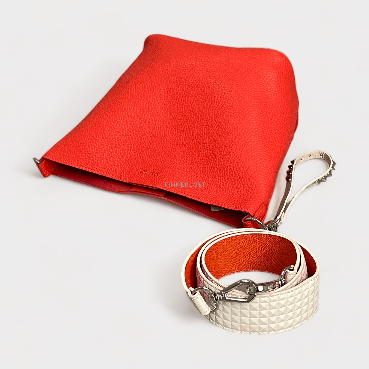 	Find Kapoor Pingo Bag 20 Basic Red SHW Sling Bag