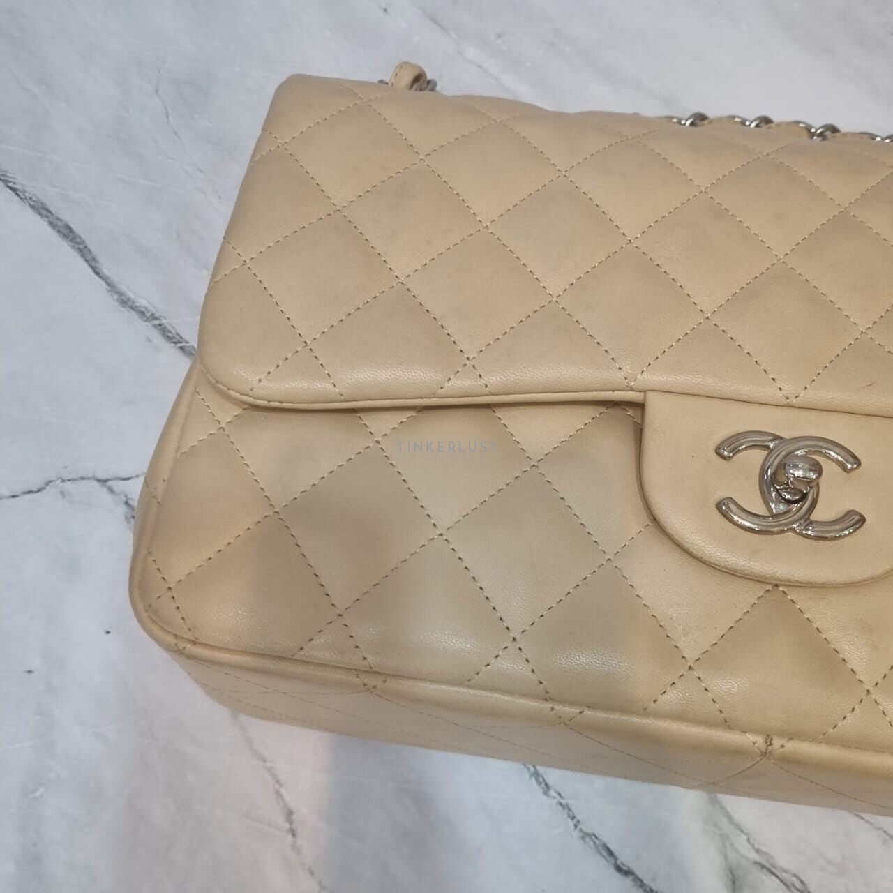 Chanel Jumbo Double Flap Cream Lamb Skin SHW # 15 Shoulder Bag