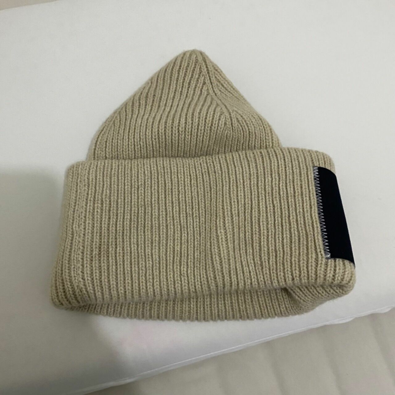 Jacquemus Le Bonnet Ribbed Beanie Hat Beige