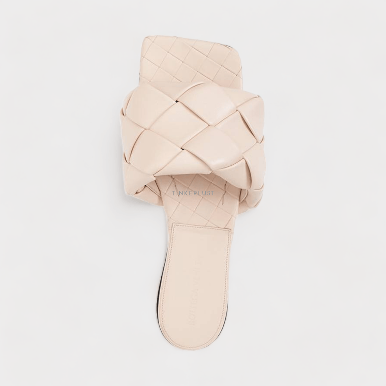 Bottega Veneta BV Lido Woven Flat Sandals in Bandage	