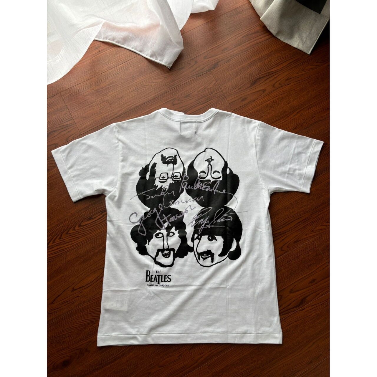 Comme Des Garcons White Tshirt