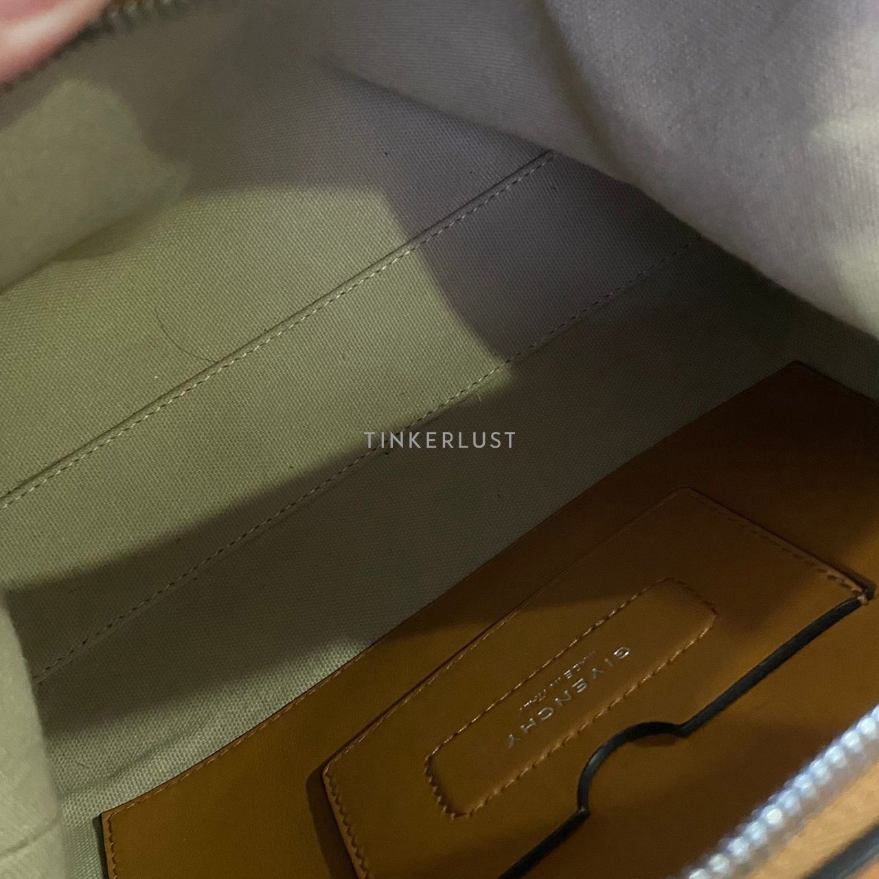 Givenchy Antigona Soft Small Tan SHW 2021 Satchel