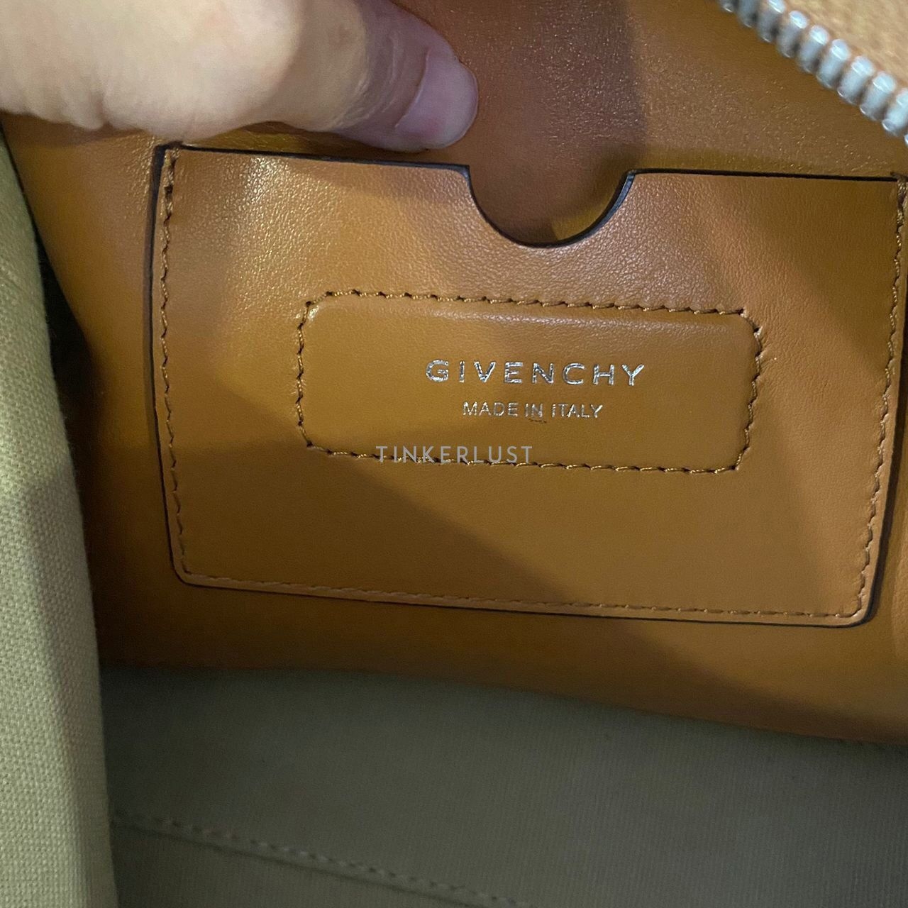 Givenchy Antigona Soft Small Tan SHW 2021 Satchel