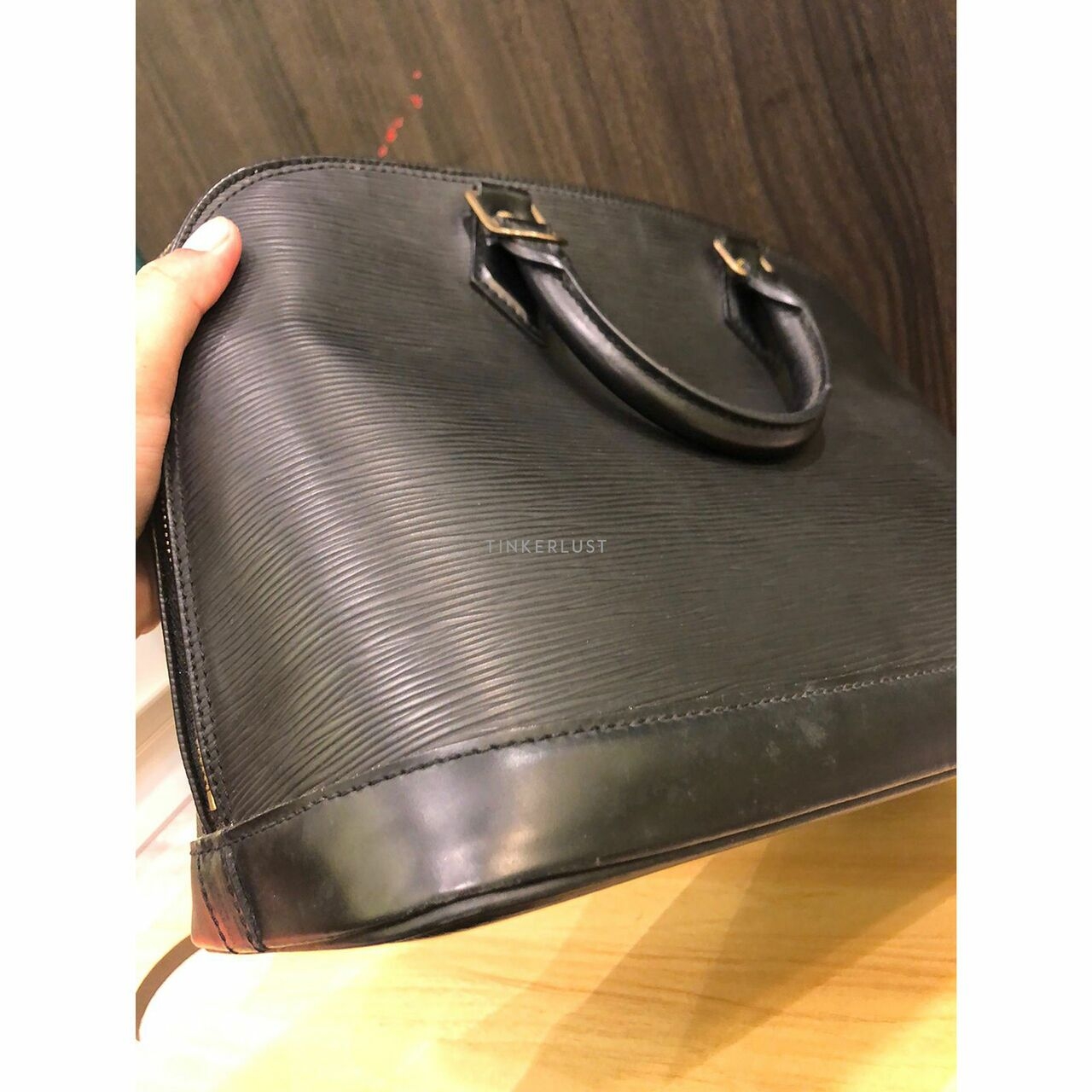 Louis Vuitton Vintage Alma PM Epi Leather Black