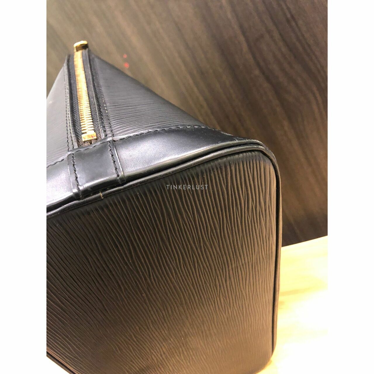 Louis Vuitton Vintage Alma PM Epi Leather Black