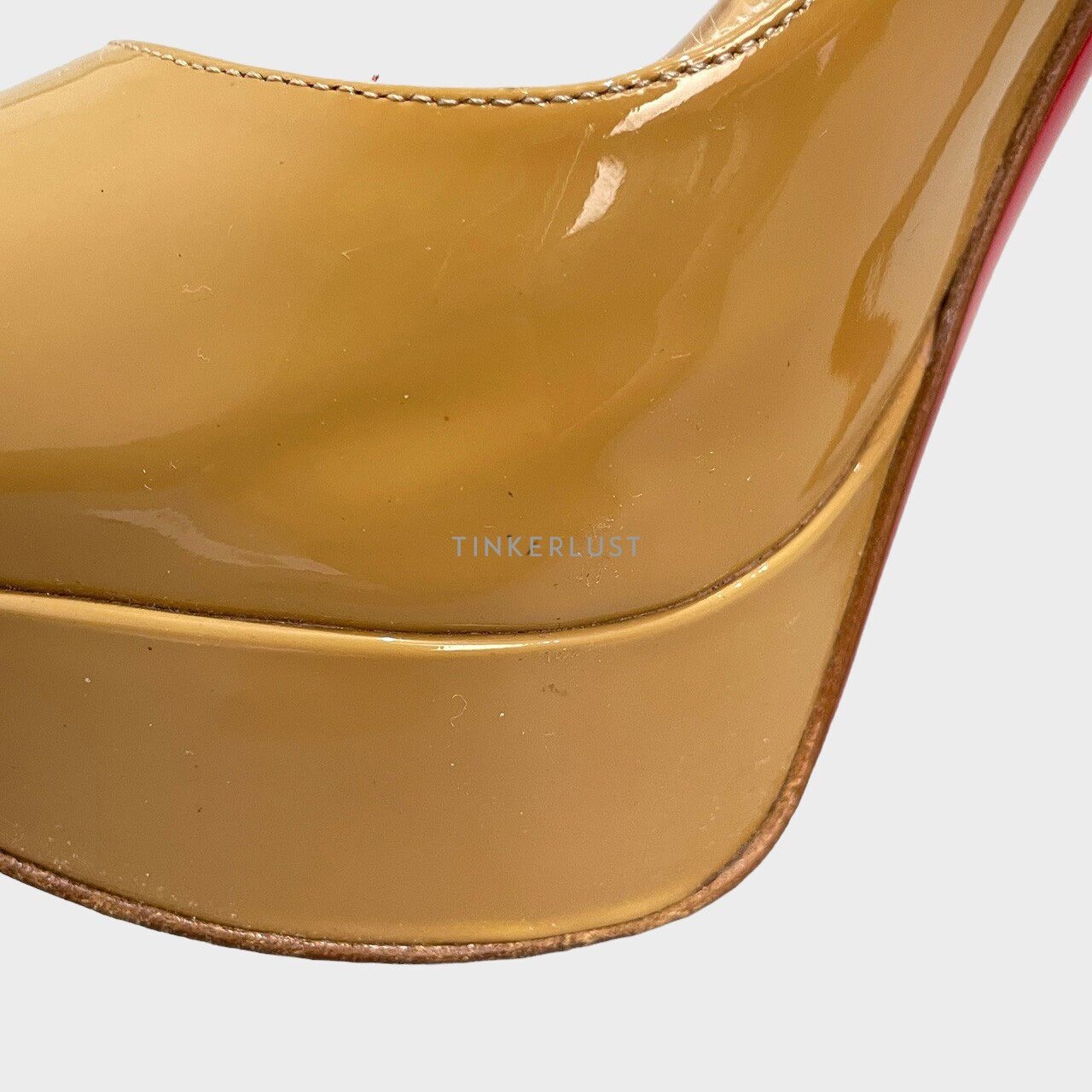 Christian Louboutin Beige Patent Leather New Prive Platform Pumps Heels