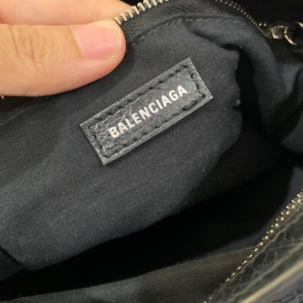 Balenciaga CIty  S Black Agneau Classic Hardware SHW Sling Bag