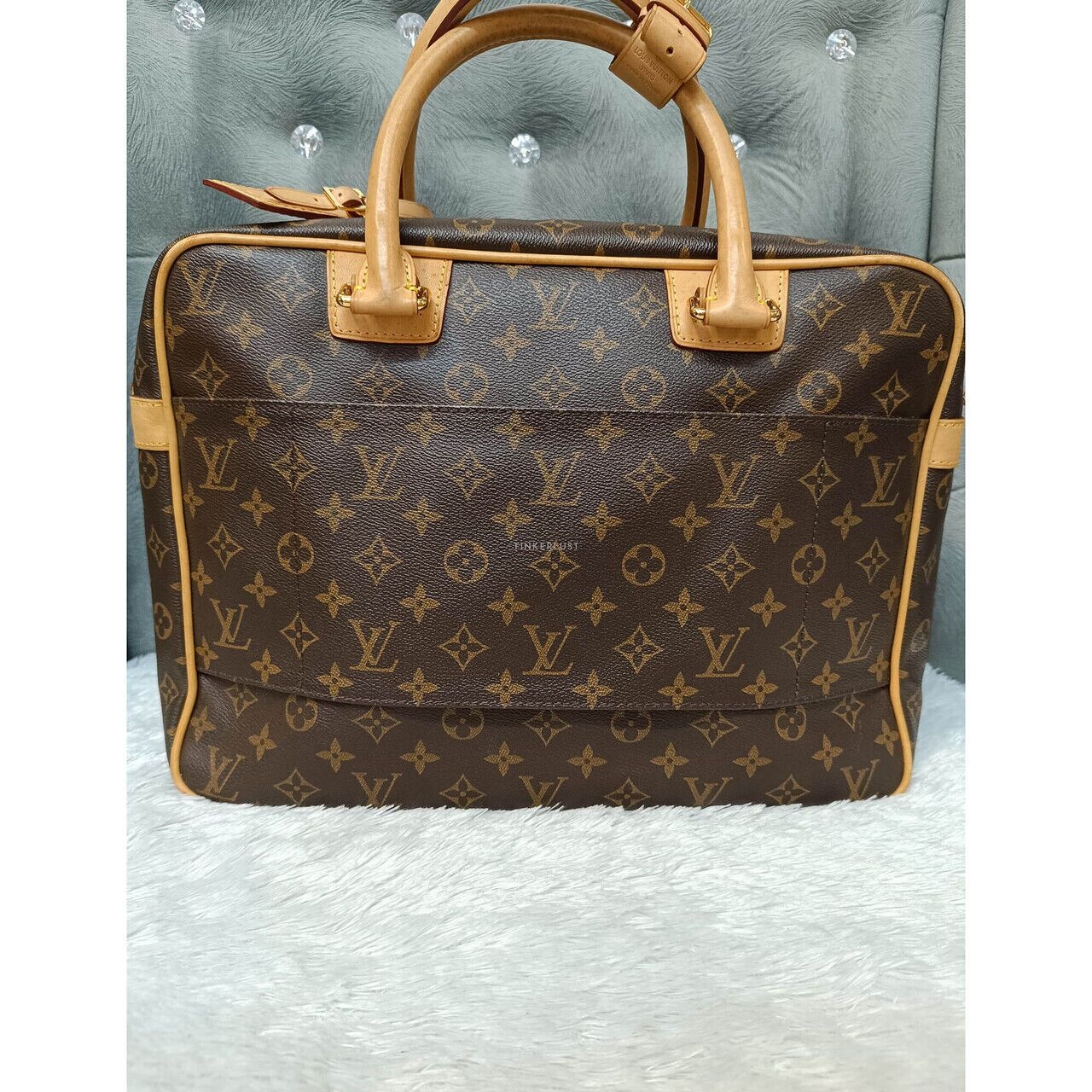 Louis Vuitton Icare Monogram Canvas GHW 2001 Satchels