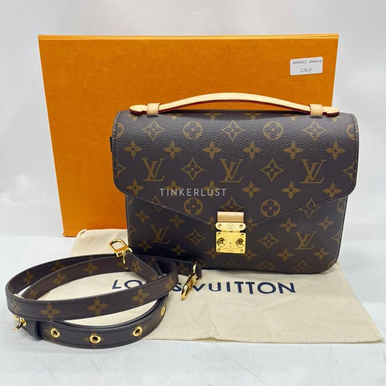 Louis Vuitton Metis Monogram Chip 2022 Satchel