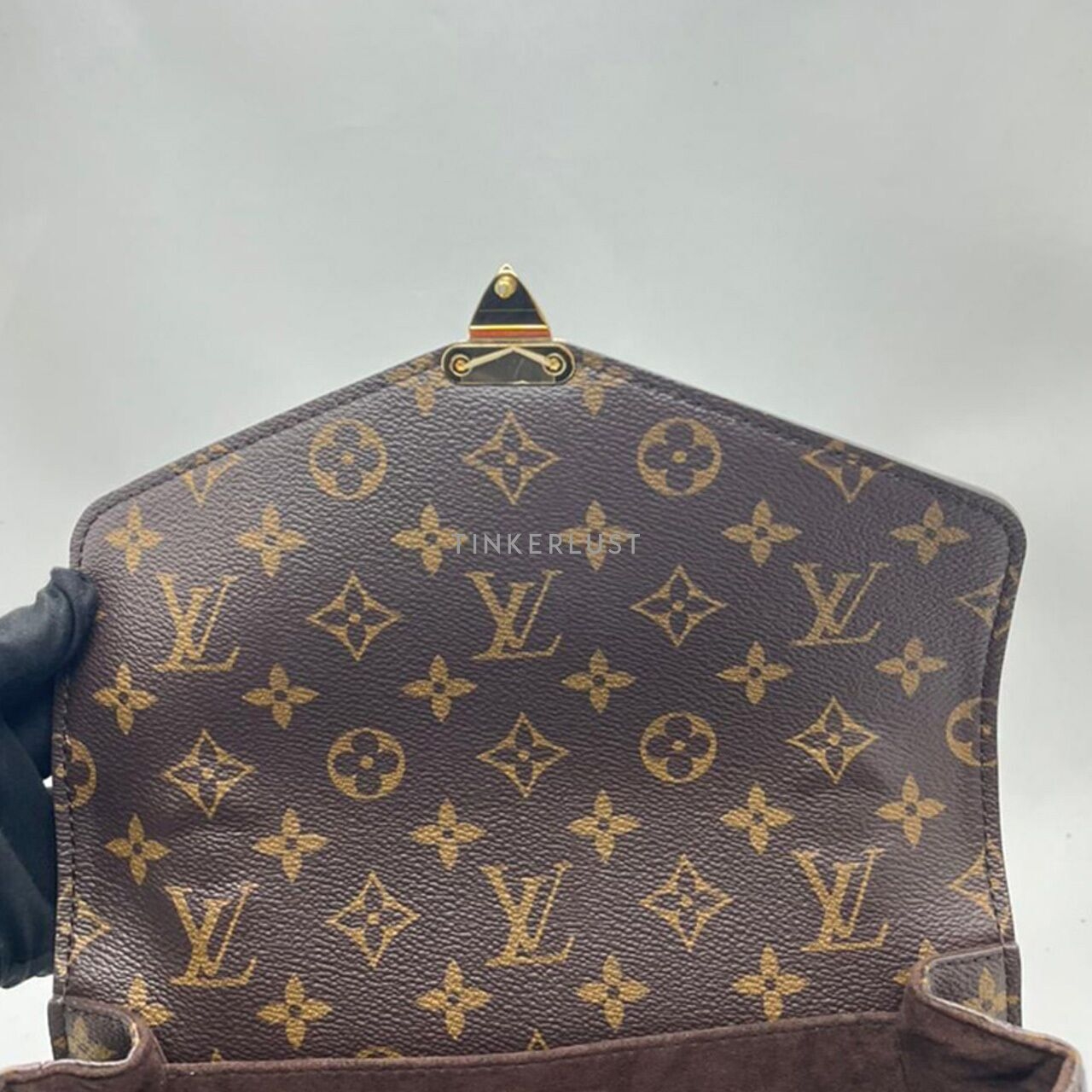 Louis Vuitton Metis Monogram Chip 2022 Satchel