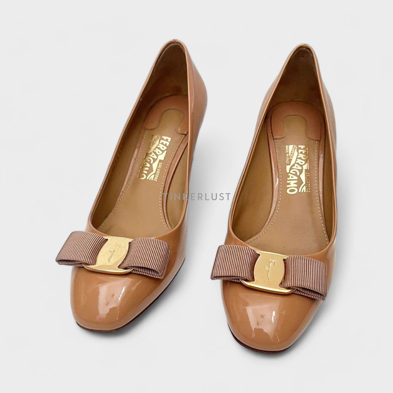 Salvatore Ferragamo Varina Nude Patent Heels