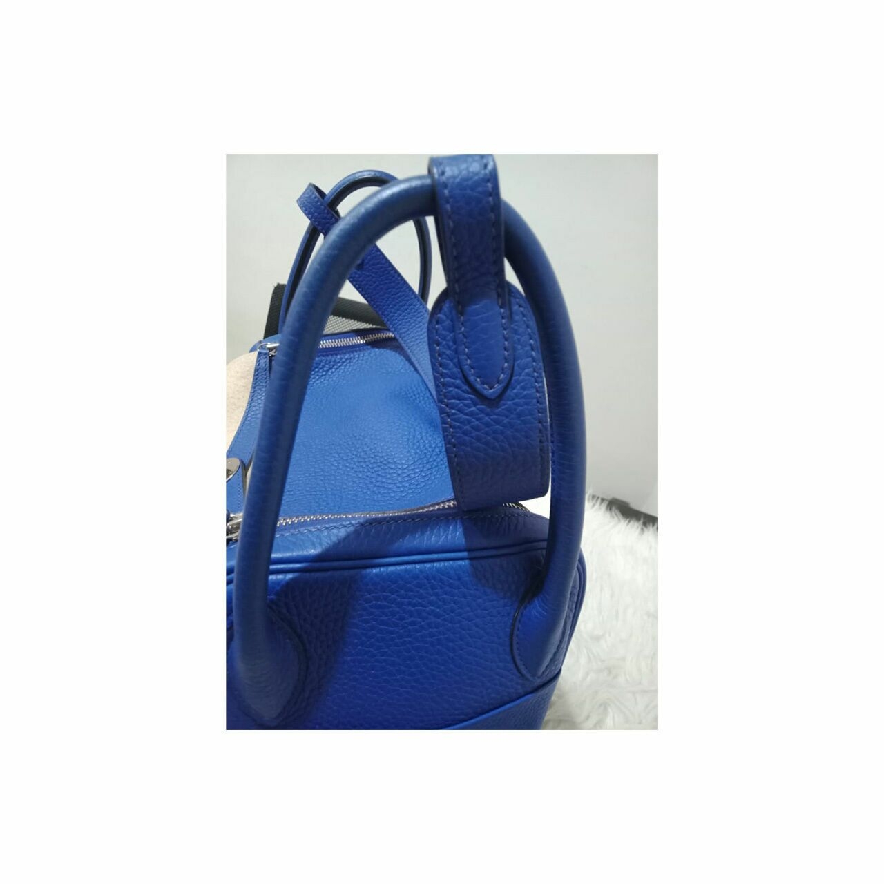 Hermes Lindy 30 Blue Electric Clemence PHW Stamp O Shoulder Bag