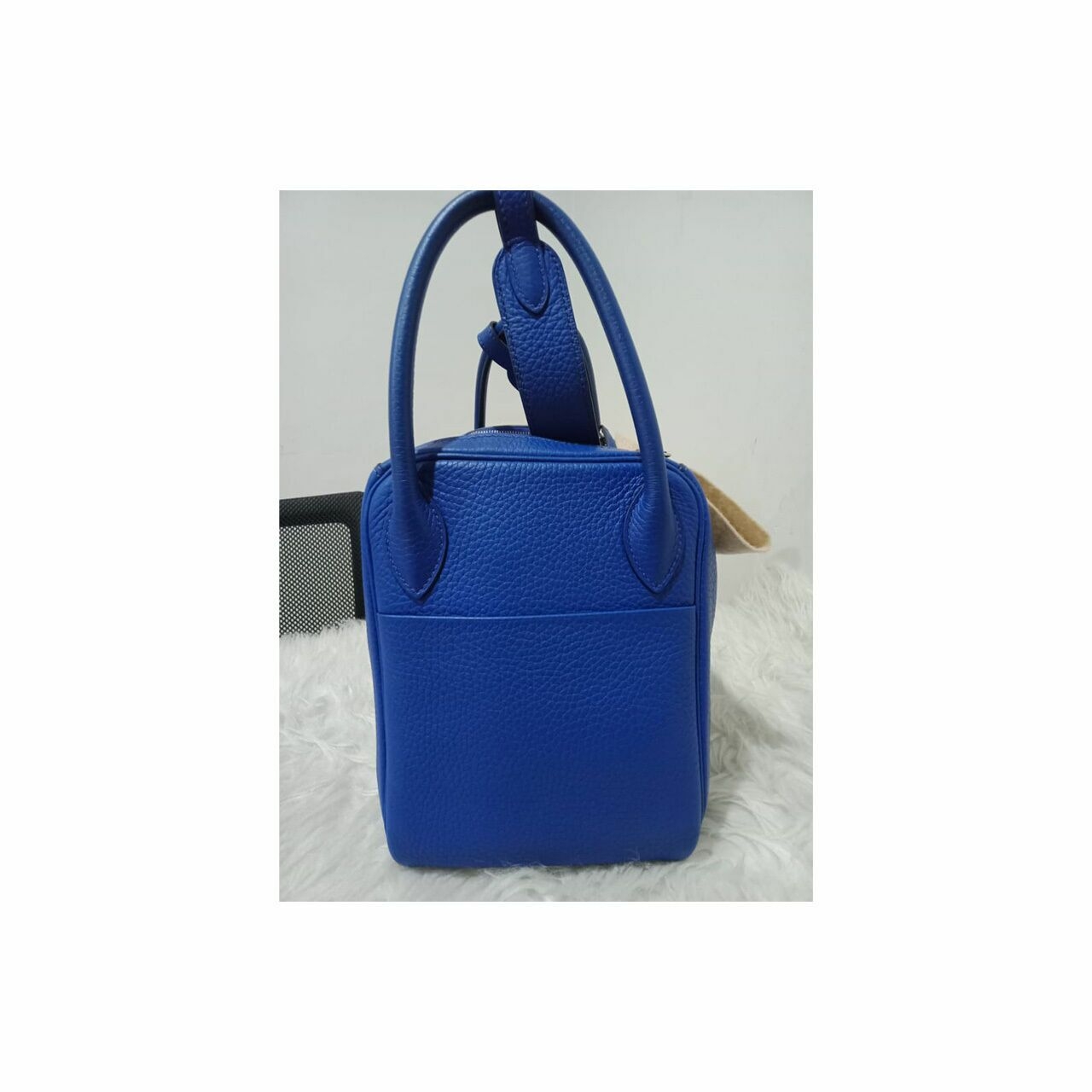 Hermes Lindy 30 Blue Electric Clemence PHW Stamp O Shoulder Bag