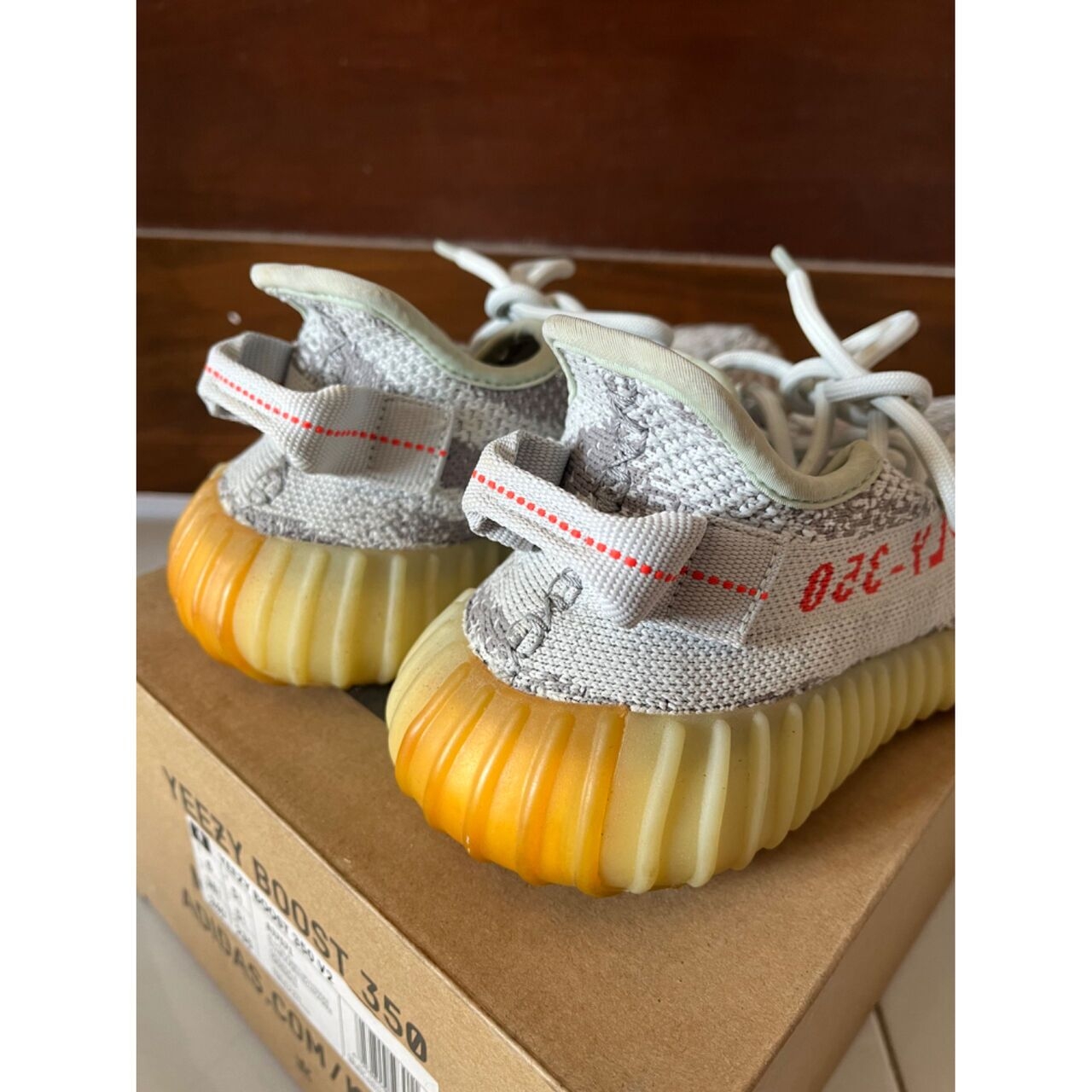 Yeezy Boost 350 V2 Blutin