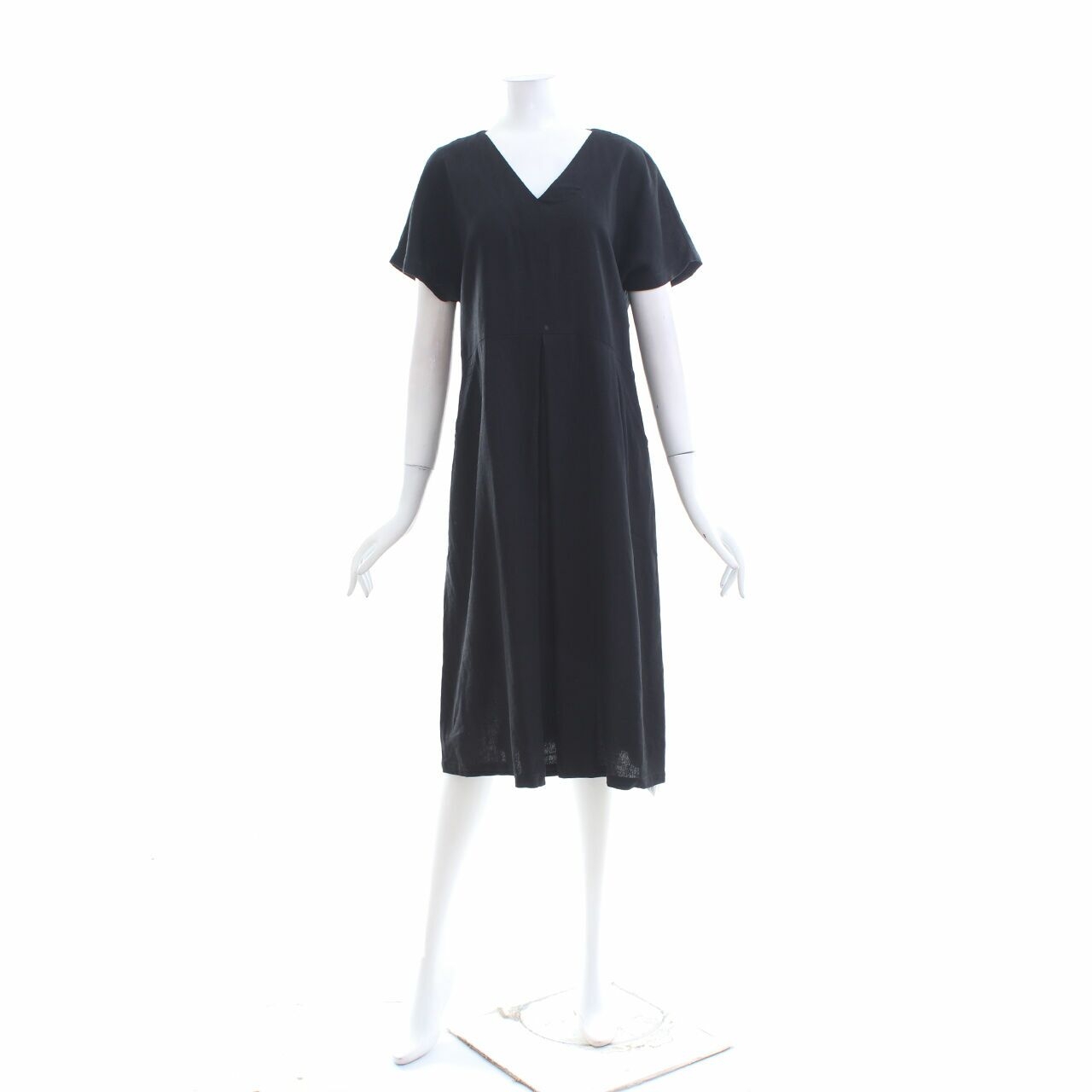 Private Collection Black Midi Dress