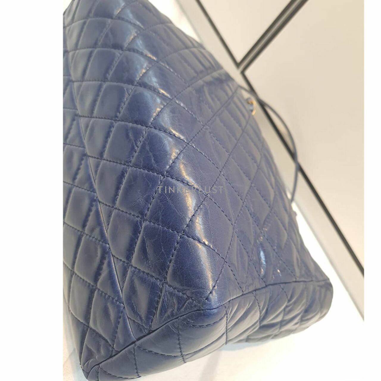 Chanel Calfskin Quilted Tote Navy GHW