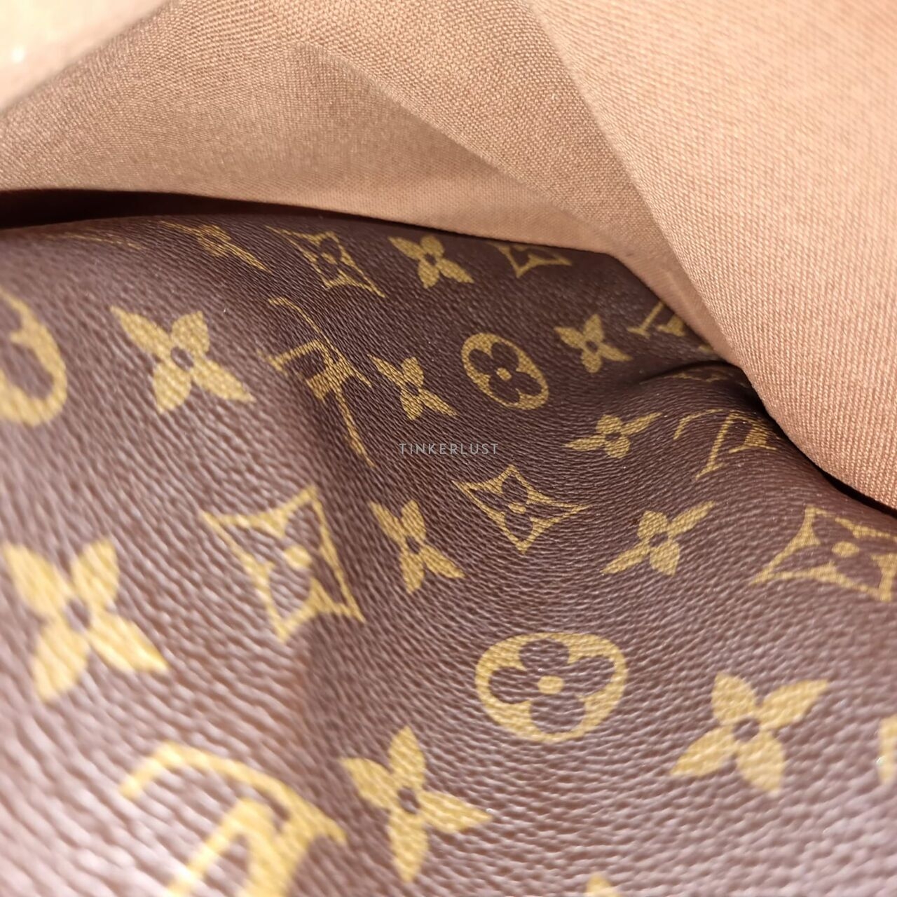 Louis Vuitton Totally Monogram MM 2010 Shoulder Bag