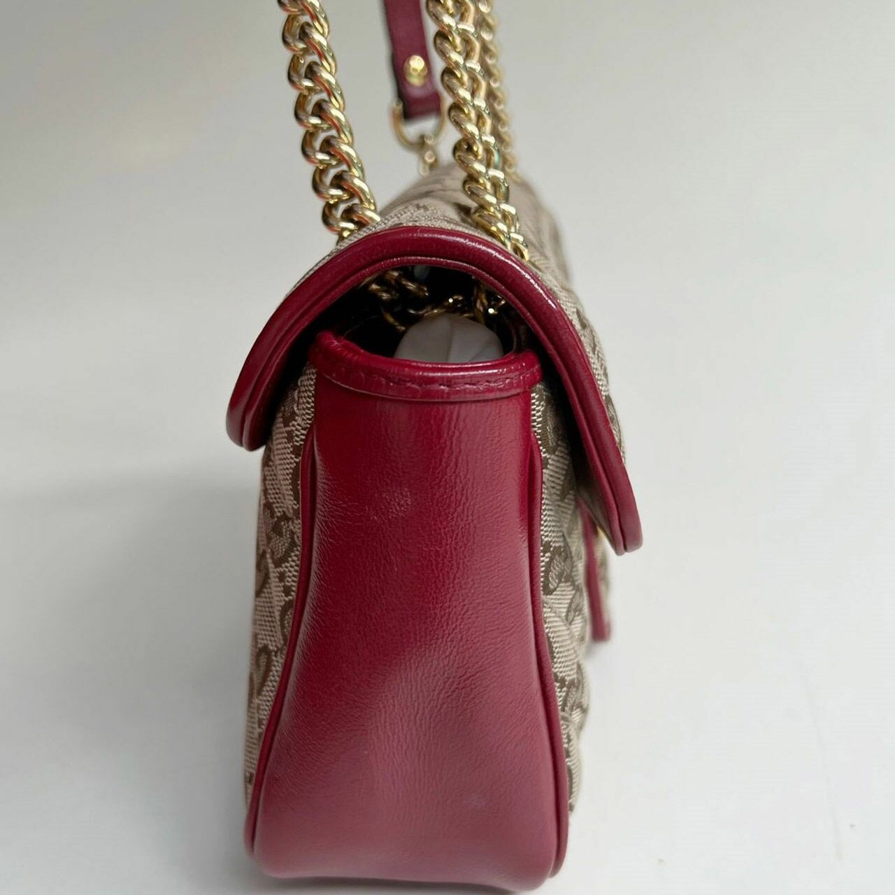 Gucci Marmont Small Beige Red Shoulder Bag 