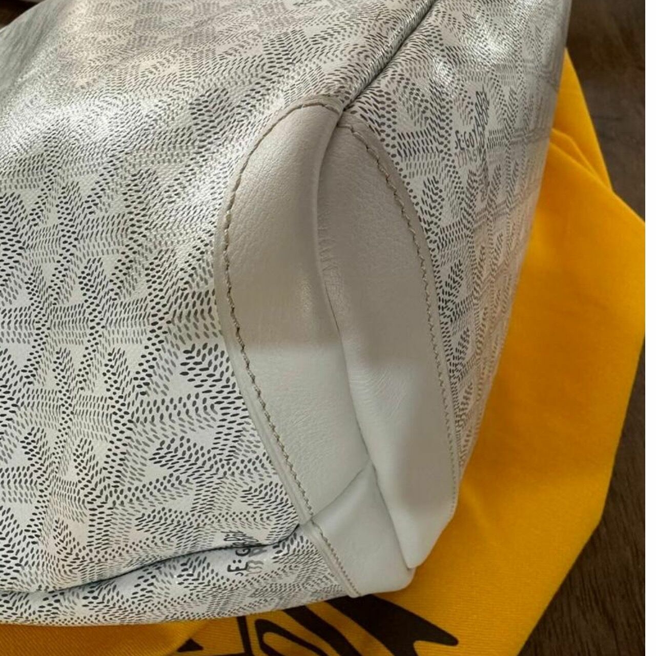 Goyard White Artois MM Tote Bag 2022