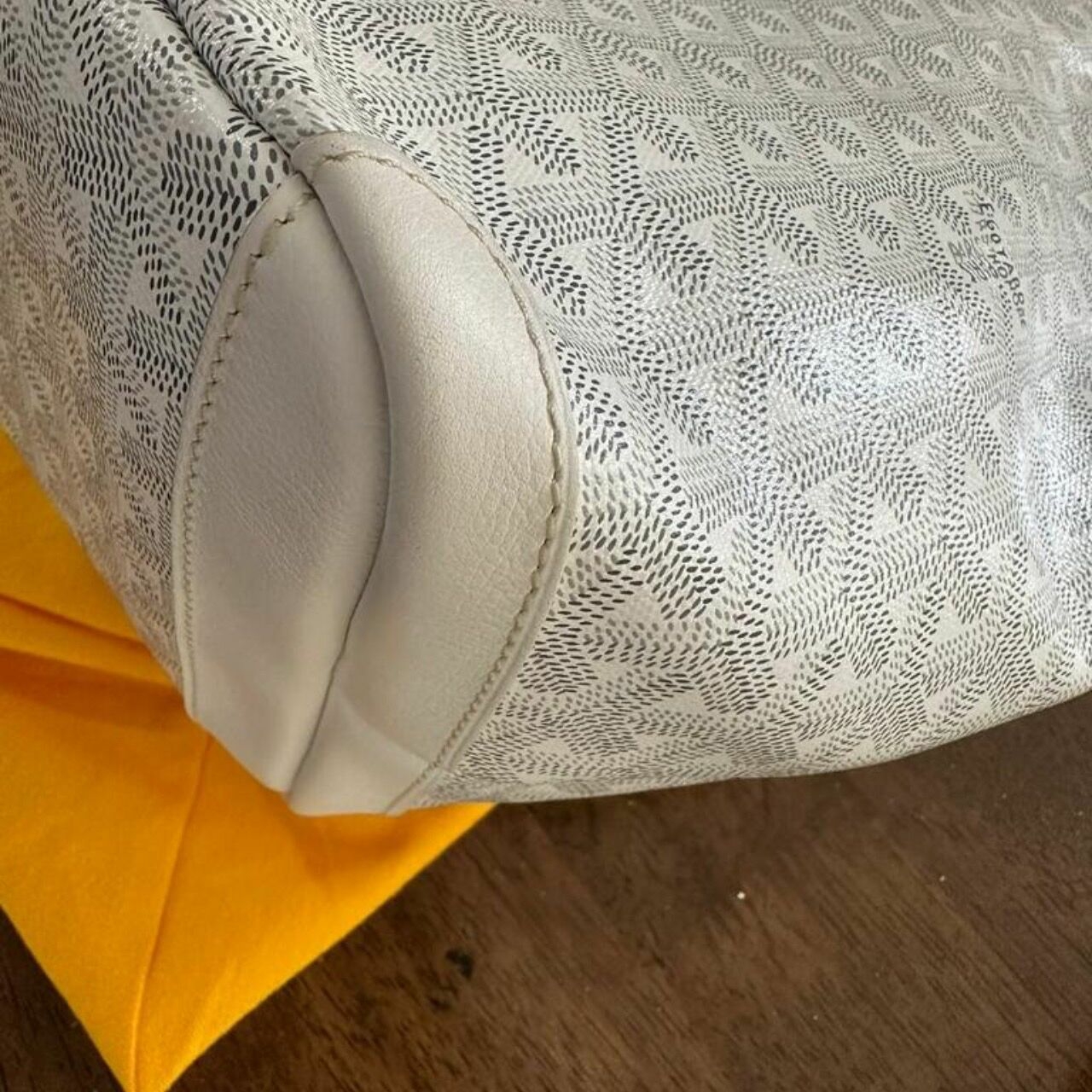 Goyard White Artois MM Tote Bag 2022