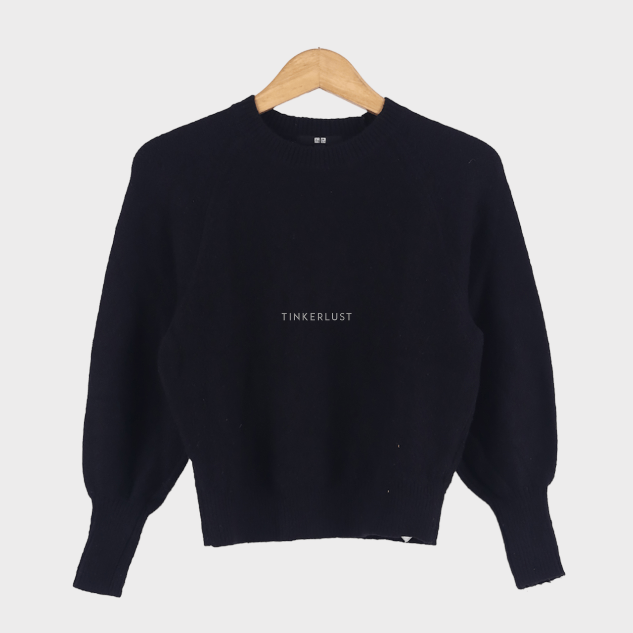 UNIQLO Black Sweater