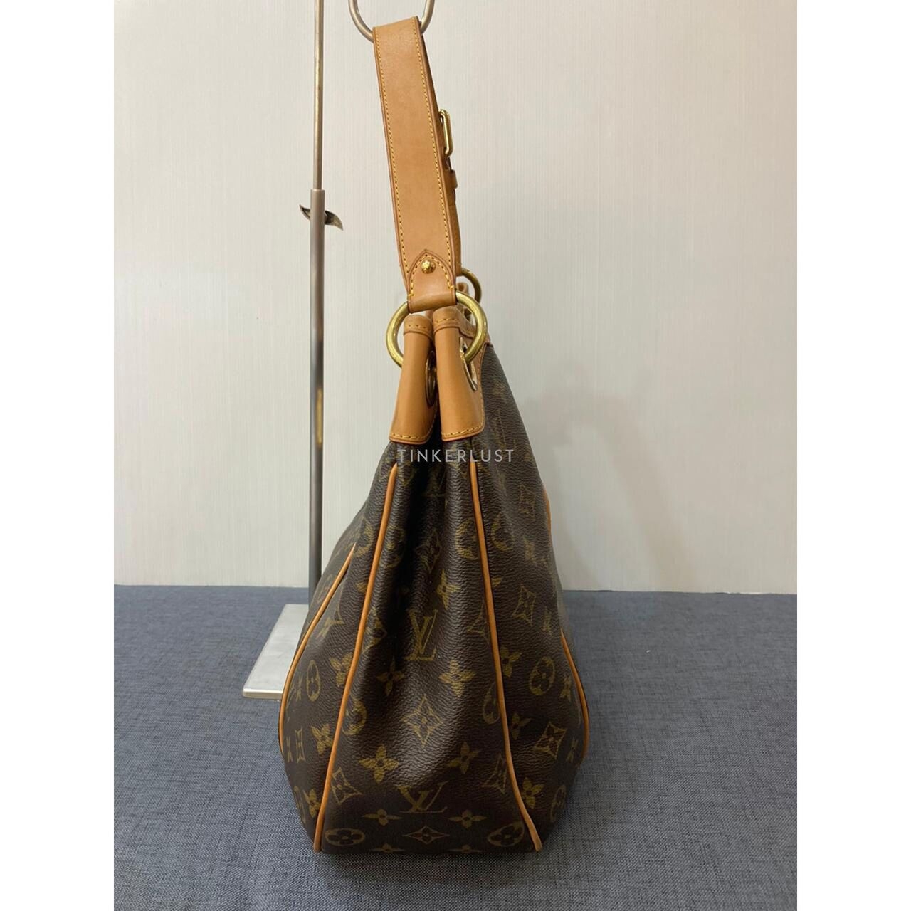 Louis Vuitton Galliera Brown Monogram Canvas GHW Shoulder Bag