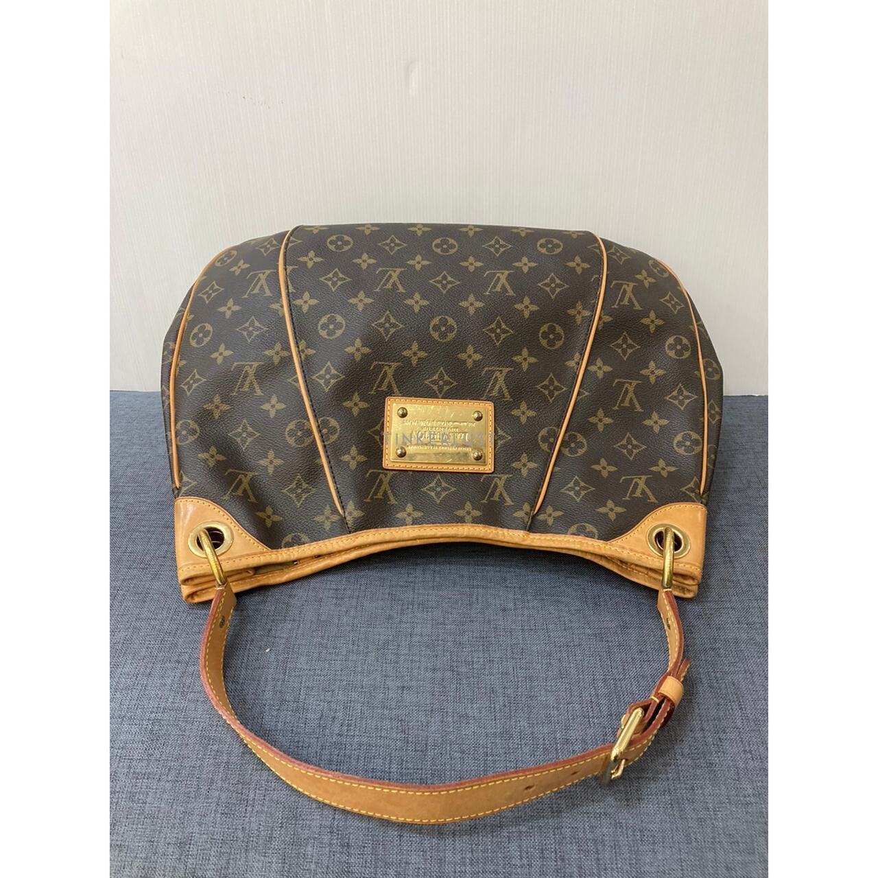 Louis Vuitton Galliera Brown Monogram Canvas GHW Shoulder Bag