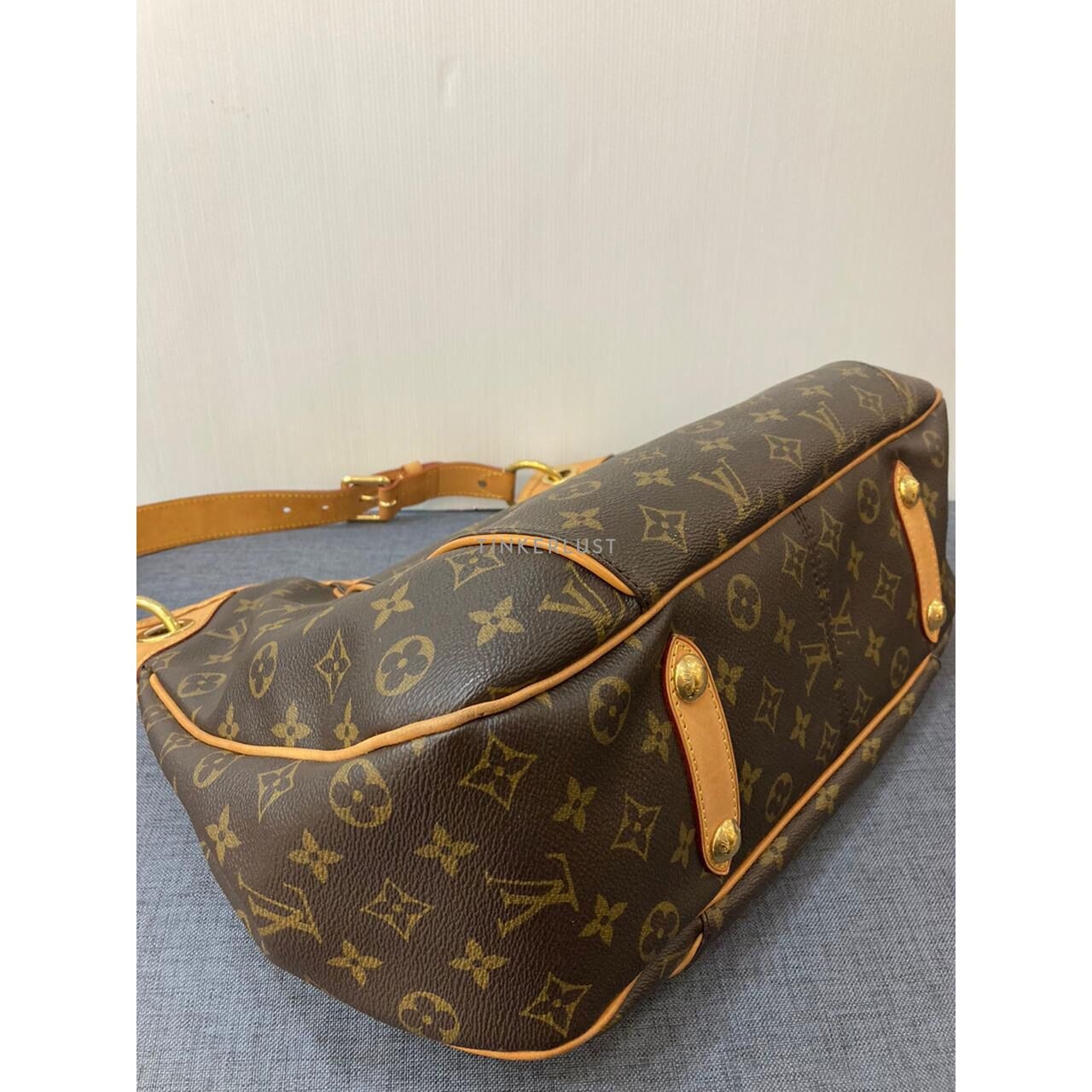 Louis Vuitton Galliera Brown Monogram Canvas GHW Shoulder Bag