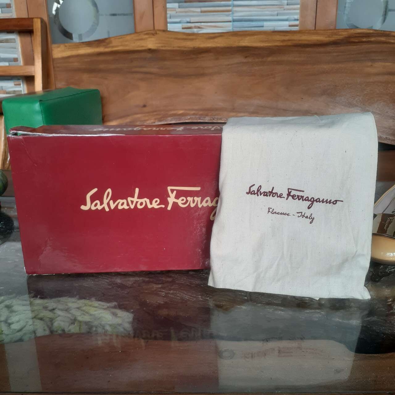 Salvatore Ferragamo Beige Bow Flats