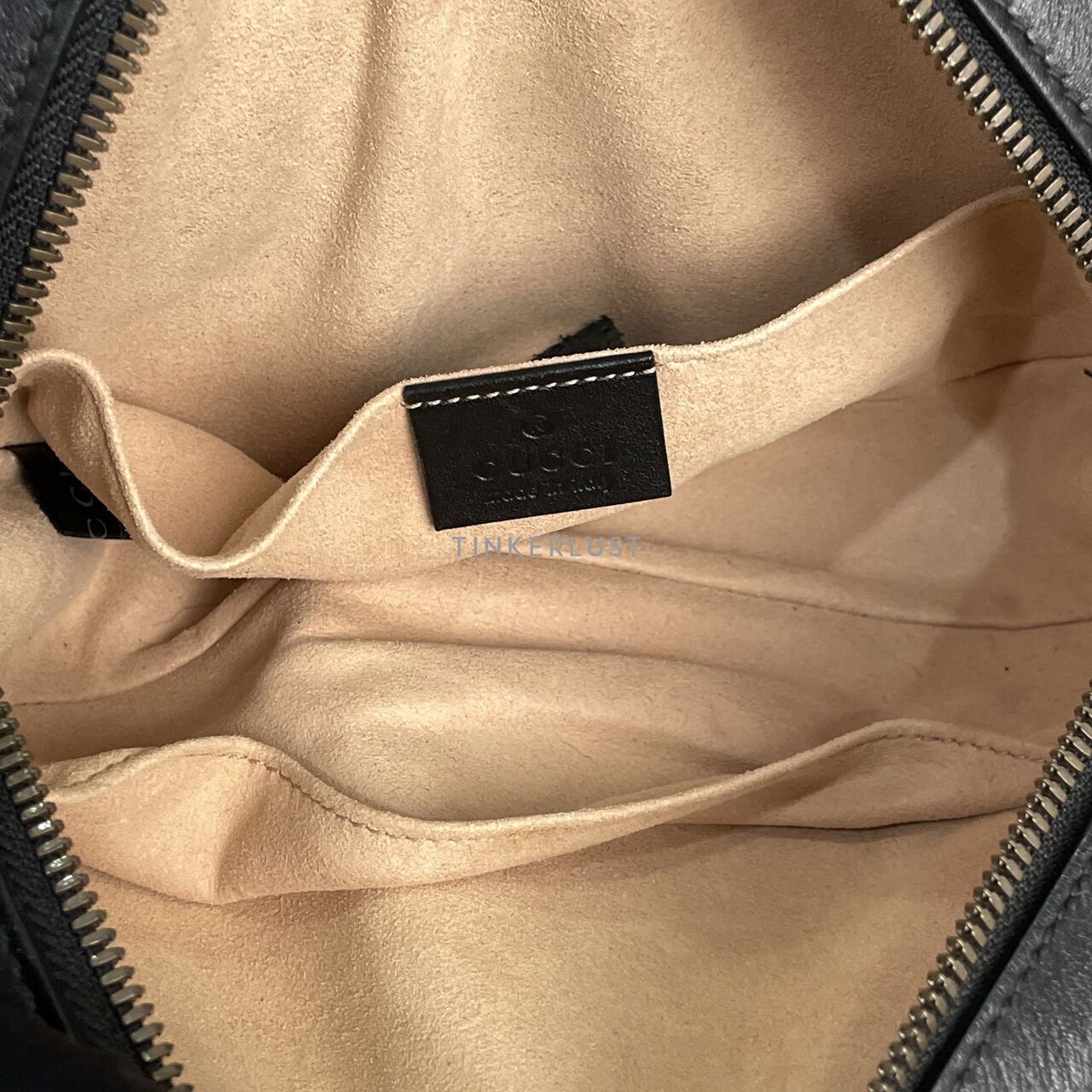 Gucci Calfskin Matelasse GG Marmont Black Calfskin GHW Belt Bag