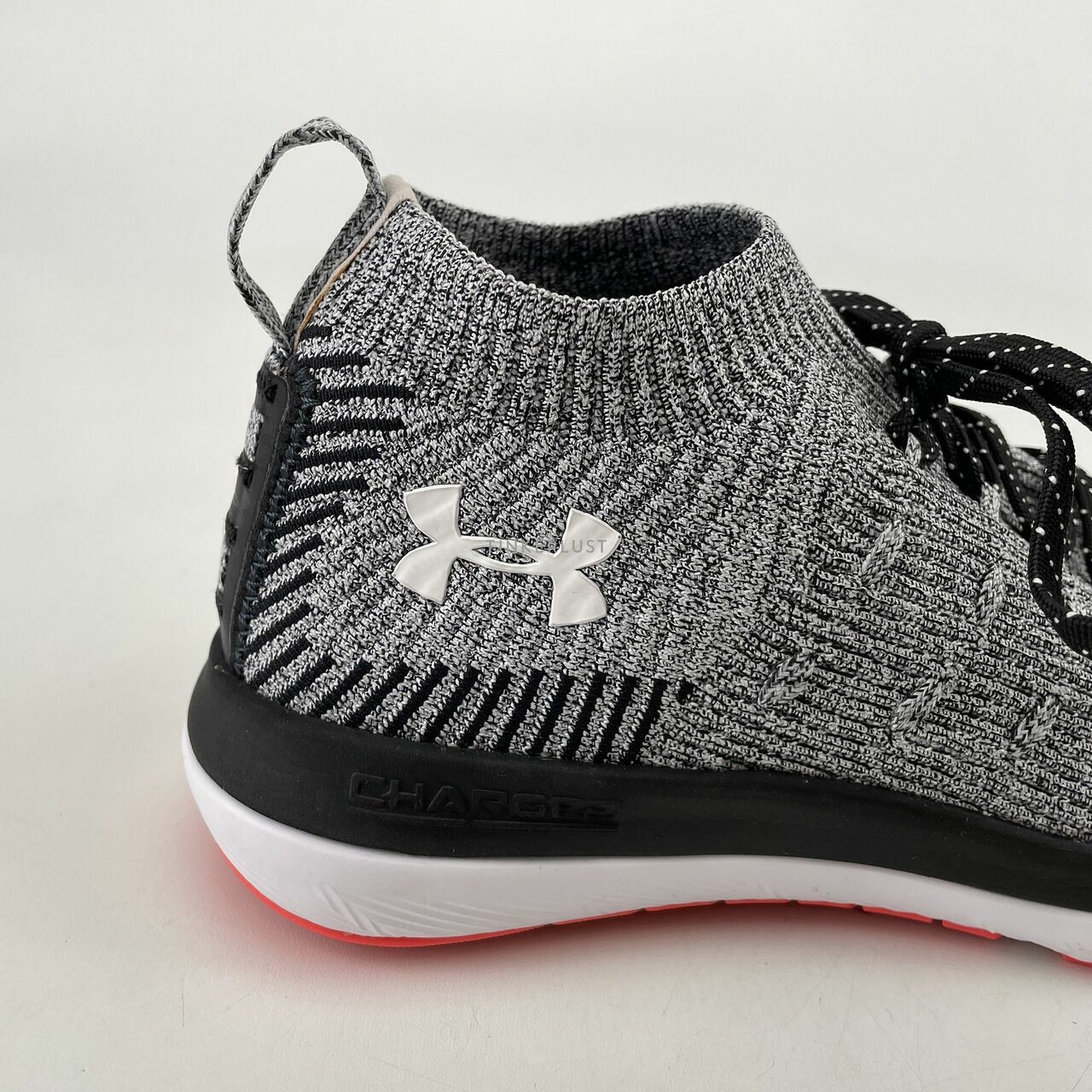 UNDER ARMOUR CHARGED Sock-Style